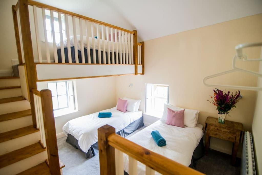 Fermoyle Properties Carleys Cottage Fanore エクステリア 写真