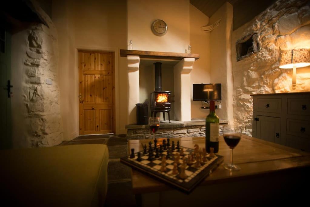 Fermoyle Properties Carleys Cottage Fanore エクステリア 写真