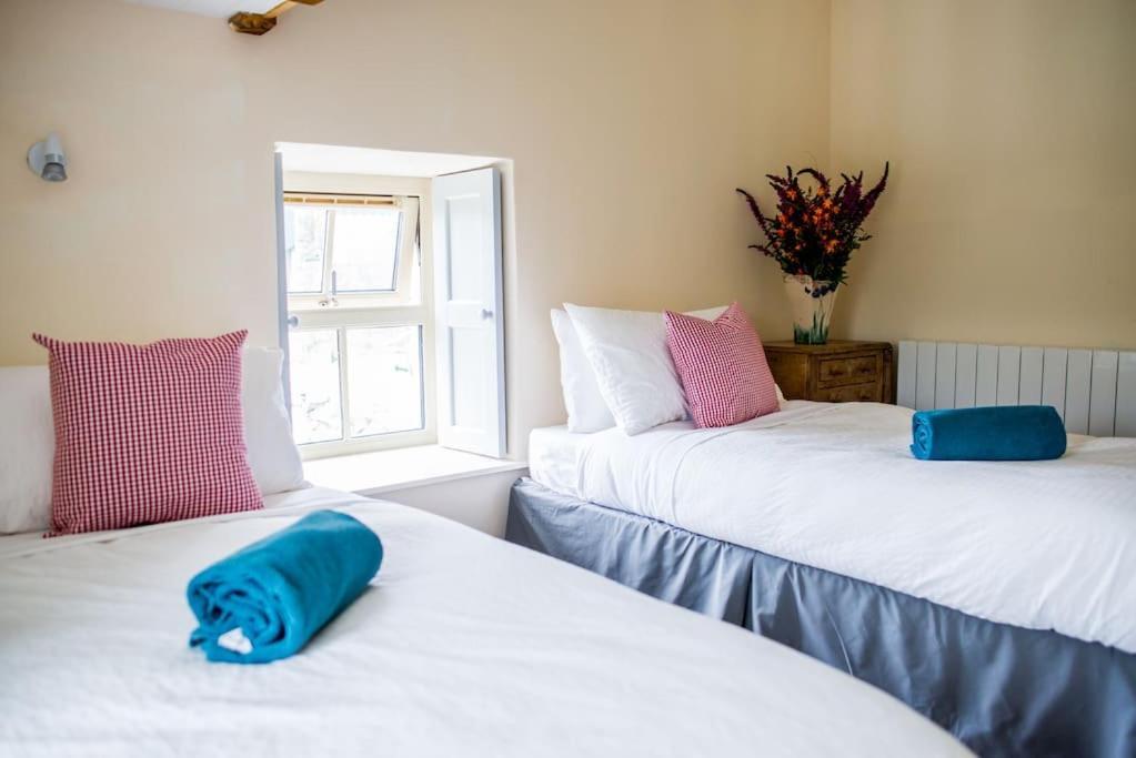 Fermoyle Properties Carleys Cottage Fanore エクステリア 写真