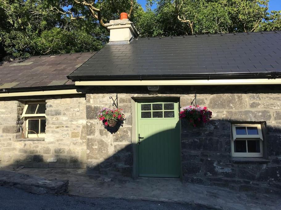 Fermoyle Properties Carleys Cottage Fanore エクステリア 写真